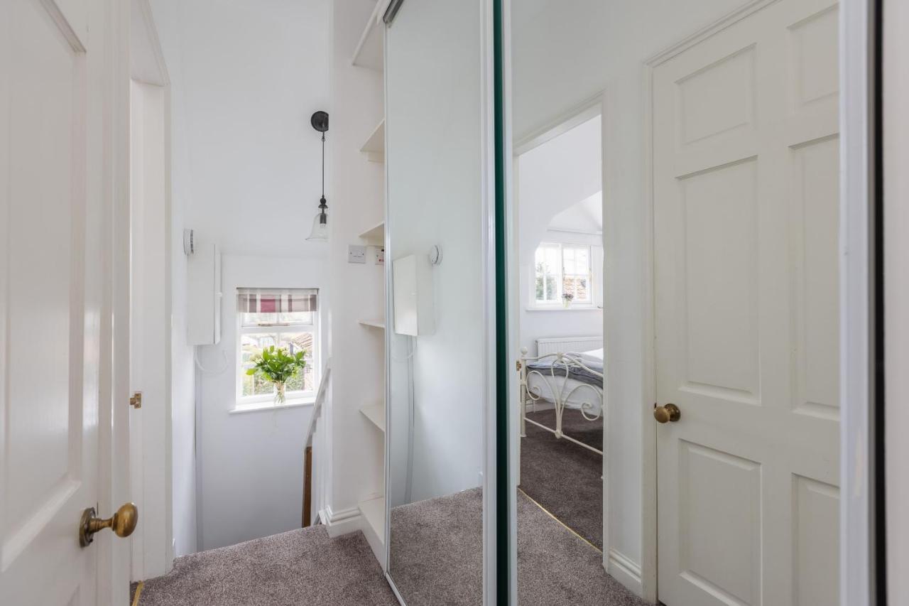 Quaint Cottage In The Heart Of North Yorkshire Village - Pet Friendly Free Stillington Exterior foto